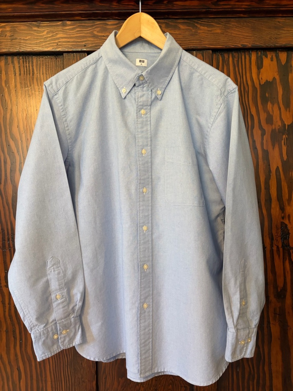 Uniqlo Light Blue Button-Down Oxford Shirt